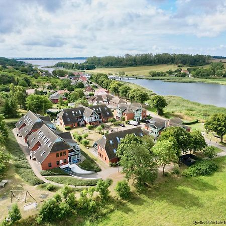Ferienwohnung 4 Im Haus Am See Mit Wintergarten Und Terrasse Seedorf  Eksteriør billede