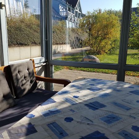 Ferienwohnung 4 Im Haus Am See Mit Wintergarten Und Terrasse Seedorf  Værelse billede