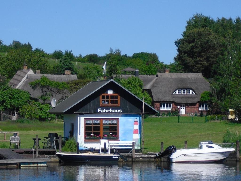 Ferienwohnung 4 Im Haus Am See Mit Wintergarten Und Terrasse Seedorf  Eksteriør billede