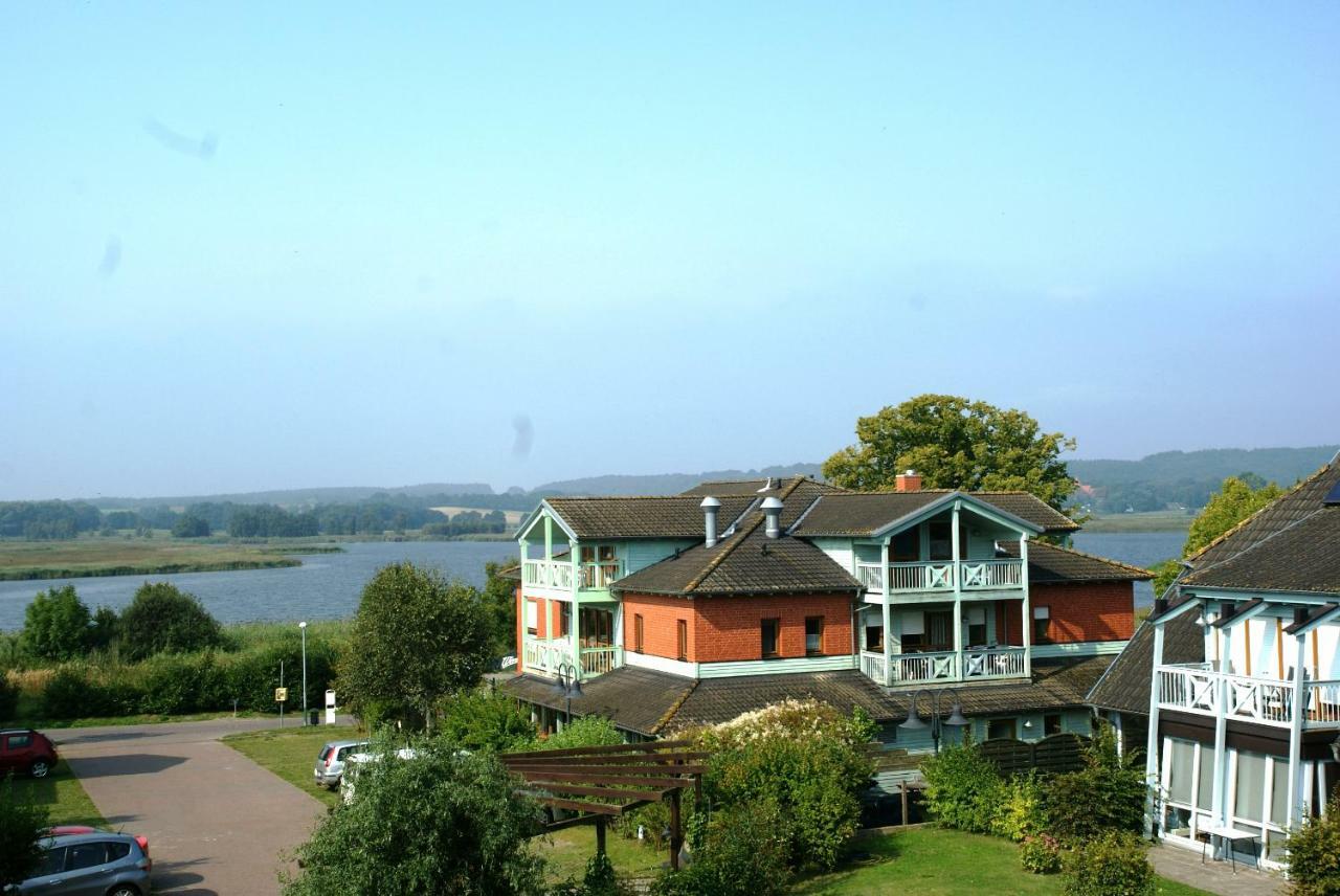Ferienwohnung 4 Im Haus Am See Mit Wintergarten Und Terrasse Seedorf  Eksteriør billede