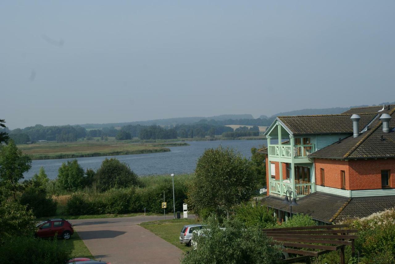 Ferienwohnung 4 Im Haus Am See Mit Wintergarten Und Terrasse Seedorf  Eksteriør billede